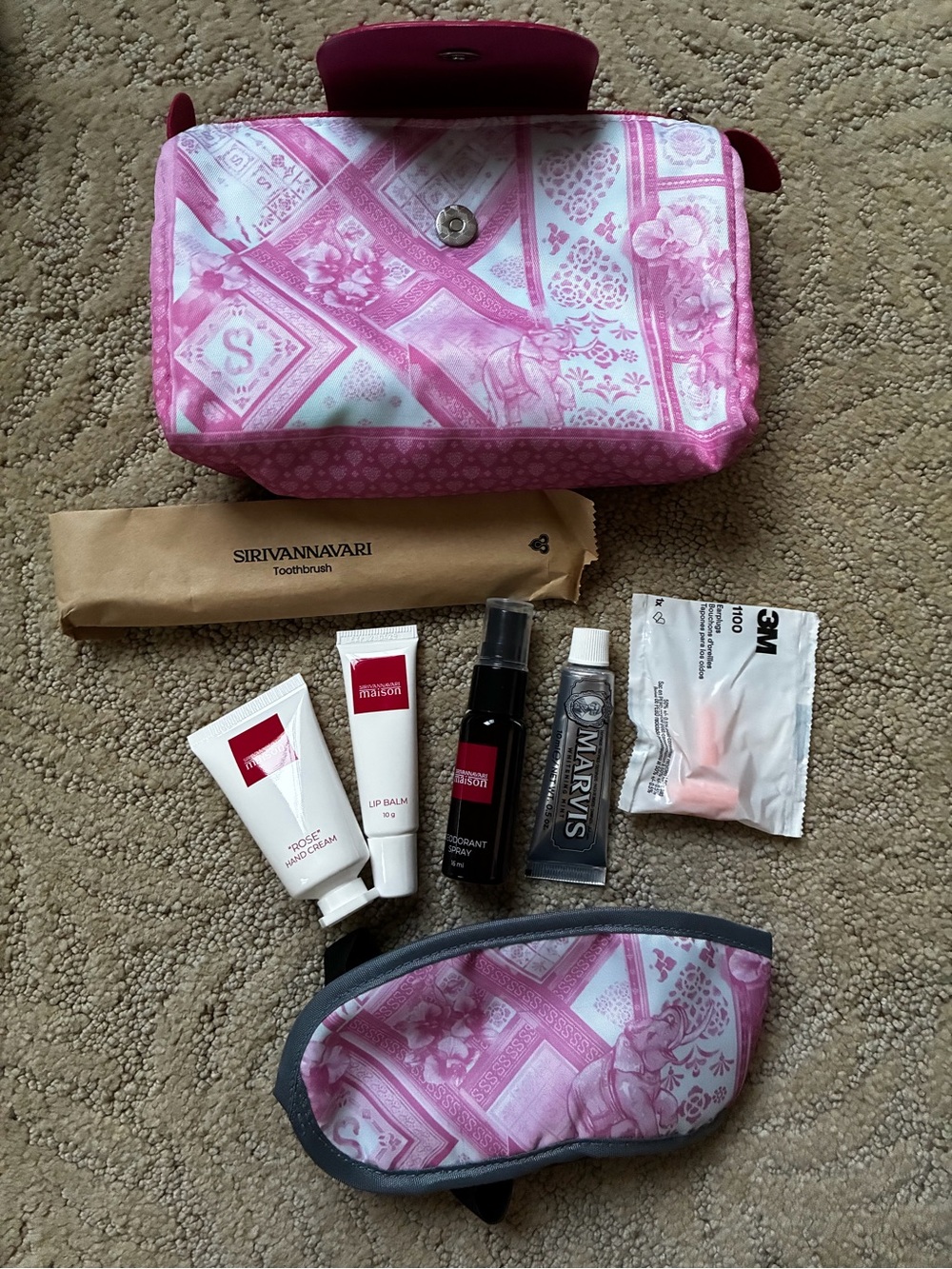 THAI Airways × SIRIVANNAVARI Limited Edition Amenity Kit
